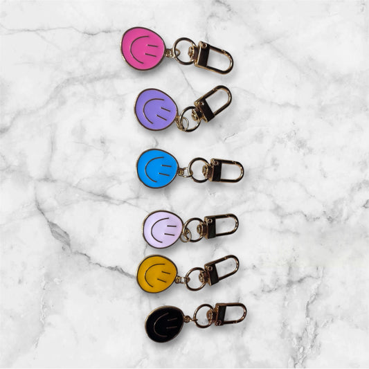 Metal Smiley Face Keychain